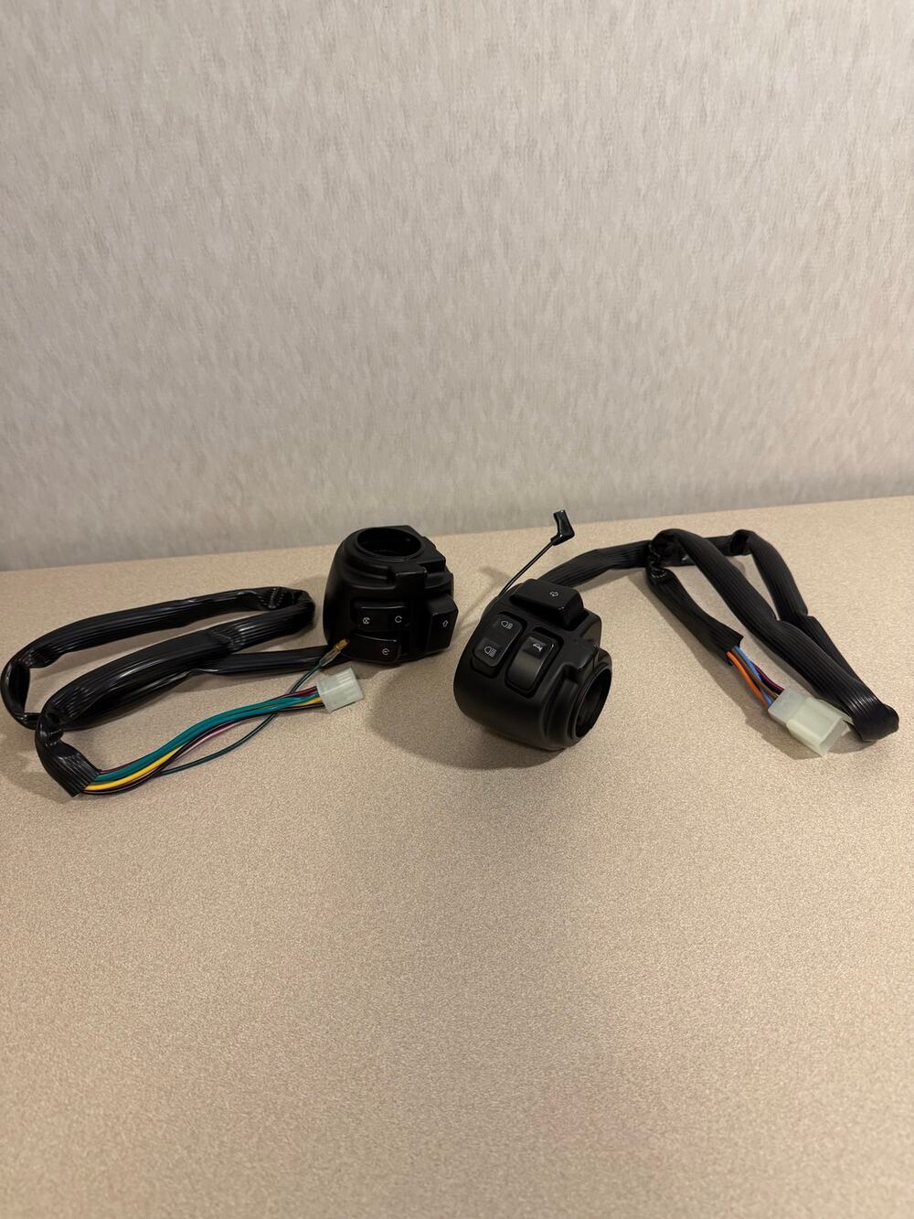 Motorcycle Handlebar Switch Assembly JCF-306-BL Black Pair with Wiring Harness